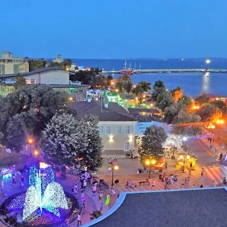 Apartment Pomorie Апартаменты *