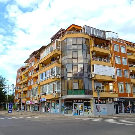 Апартаменты Apartment Pomorie
