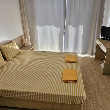 двустаен Apartament Pomorie